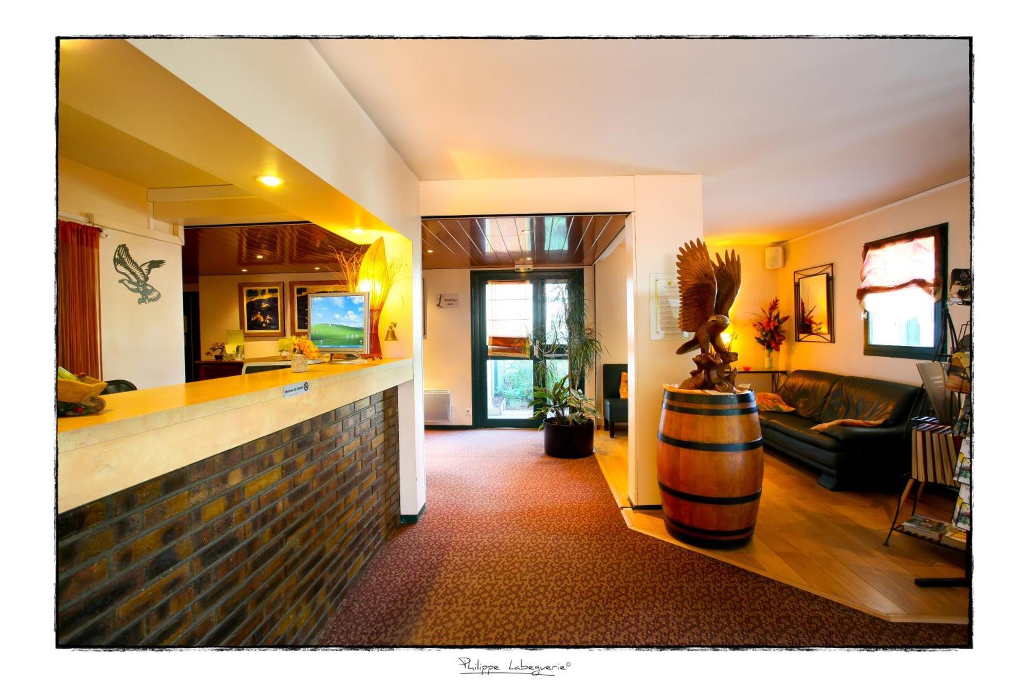 Logis Hotel Horus Restaurant Les Bruyeres Toulenne Dış mekan fotoğraf