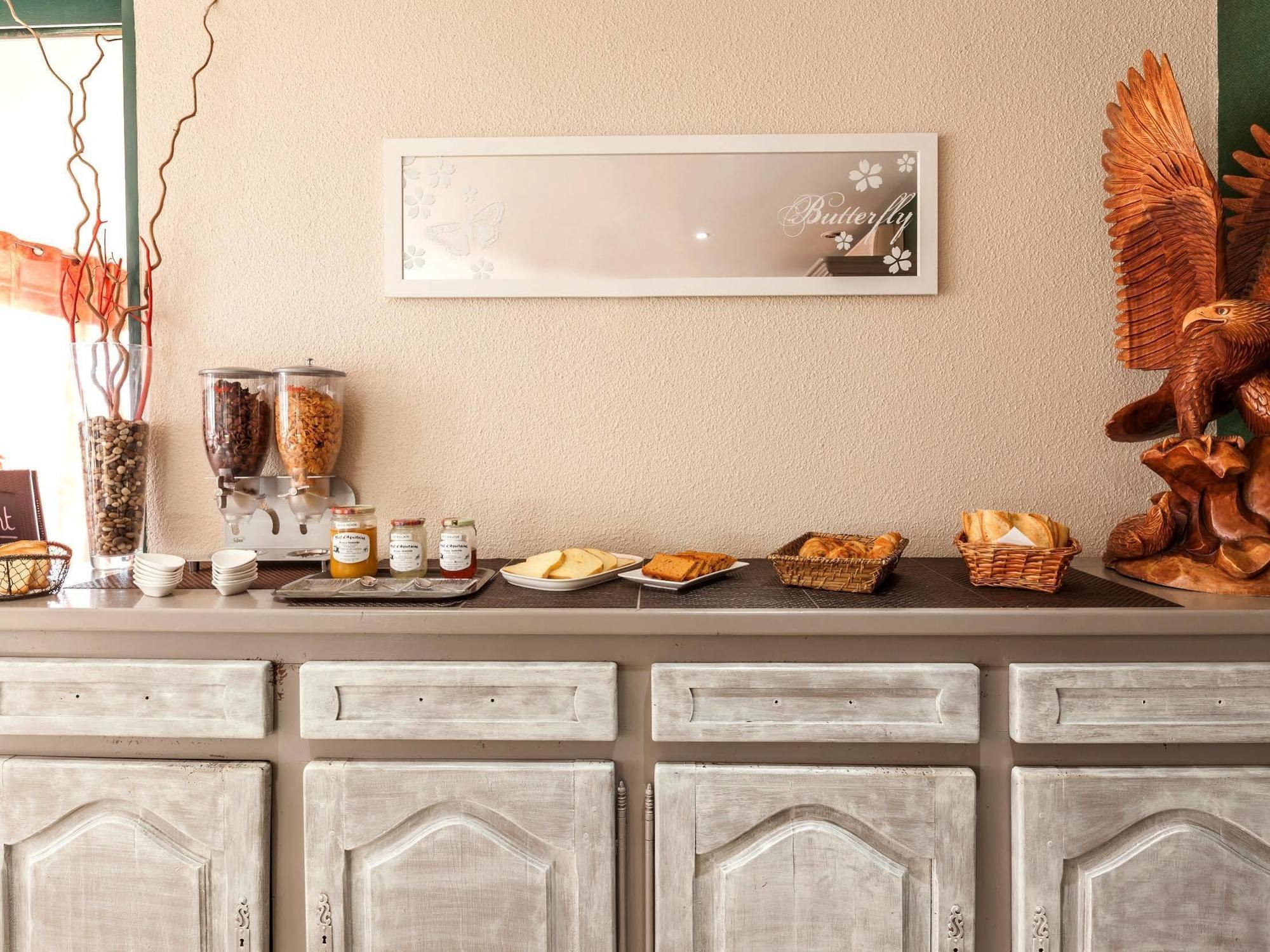 Logis Hotel Horus Restaurant Les Bruyeres Toulenne Dış mekan fotoğraf