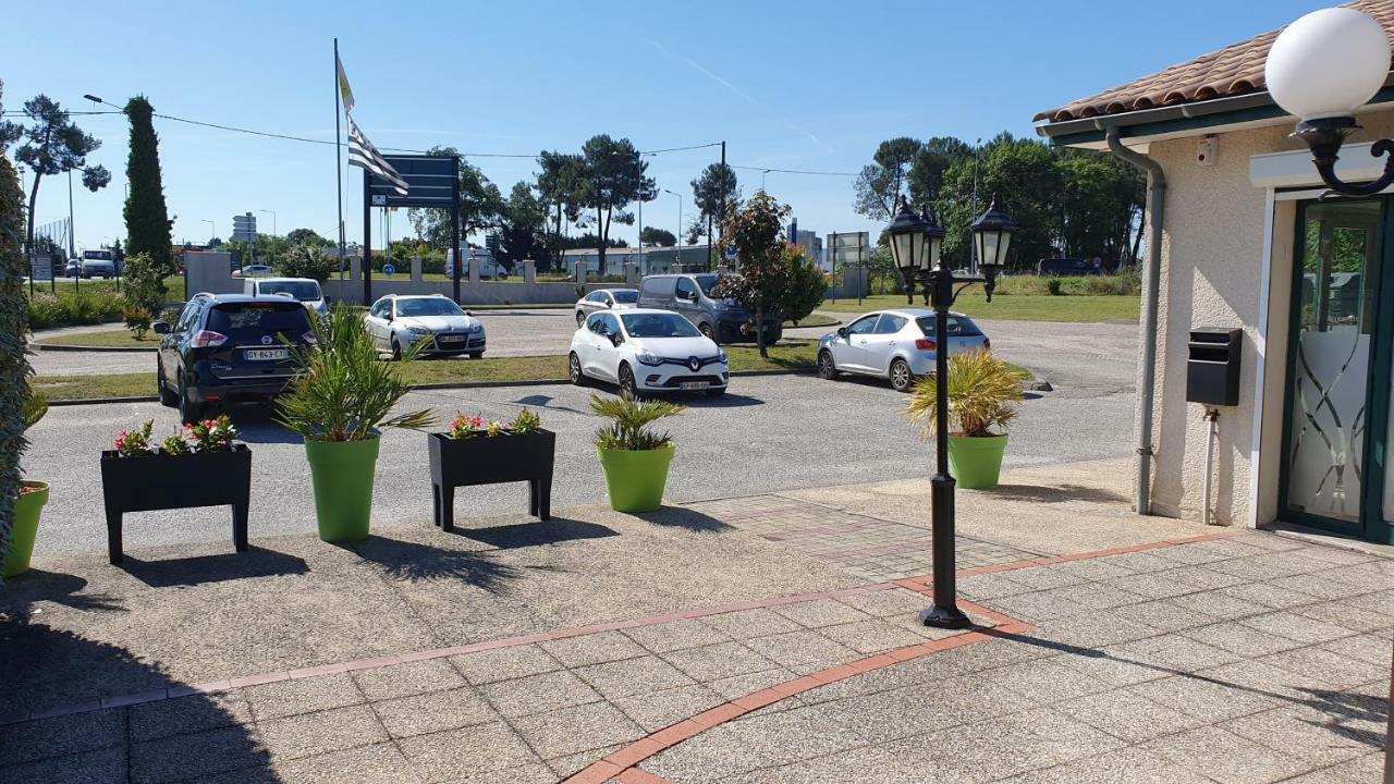 Logis Hotel Horus Restaurant Les Bruyeres Toulenne Dış mekan fotoğraf